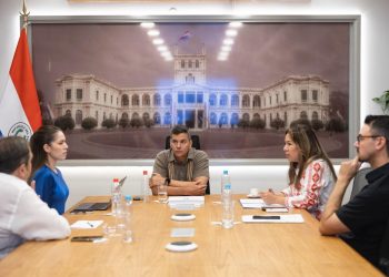 Gobierno destaca cifras récord en turismo, transporte aéreo y migraciones en 2025