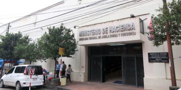 Ministerio de Economía violaría la Constitución con reforma de Caja Fiscal, afirman