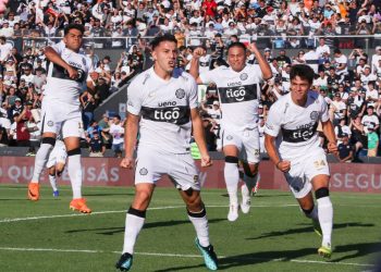 Olimpia y un comienzo triunfal frente a Guarani
