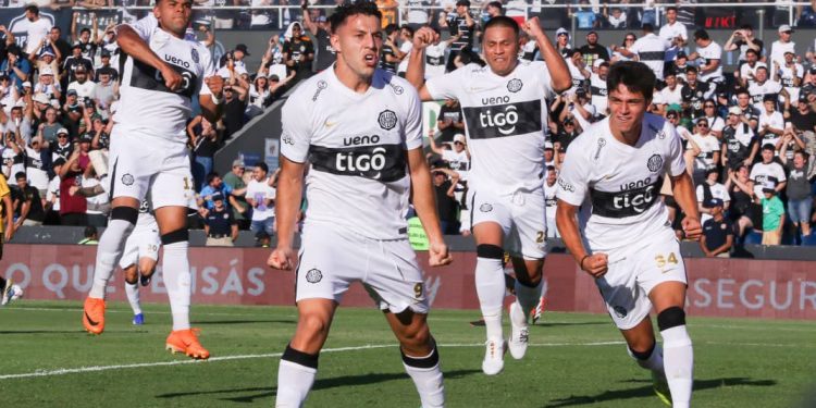 Olimpia y un comienzo triunfal frente a Guarani