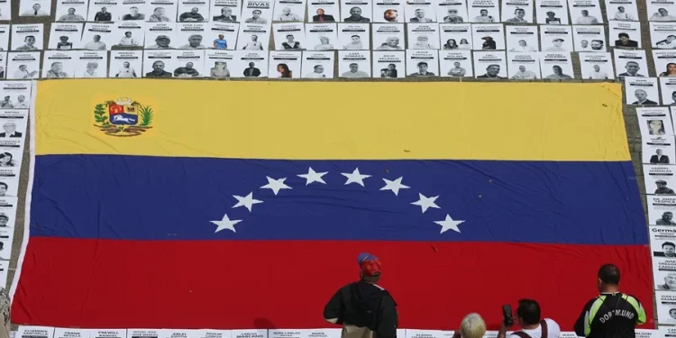 El Gobierno eleva a 400 las excarcelaciones en Venezuela mientras ONG’s denuncian «dilaciones»