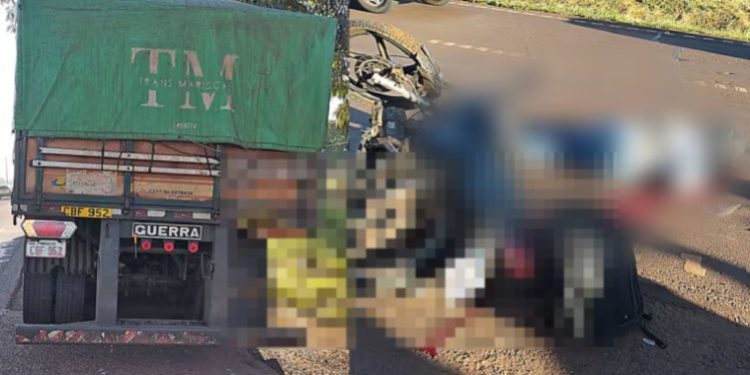 Motociclista muere tras chocar contra la parte trasera de un tractocamión en la Ruta PY02