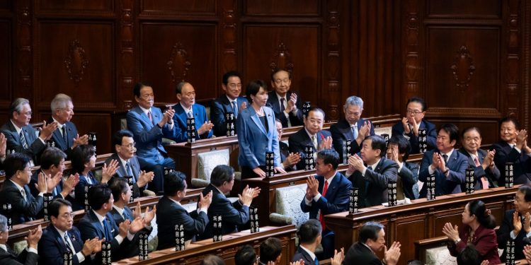 Primera ministra japonesa disolverá el parlamento y adelantará elecciones