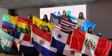 Operación Sonrisa Internacional organiza Encuentro Regional de Liderazgo Estudiantil en el Yacht