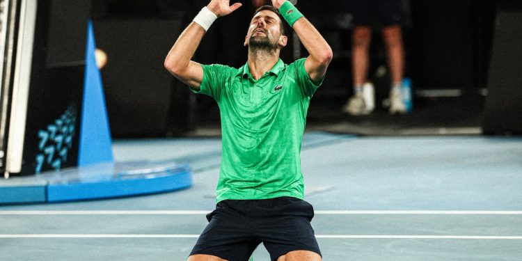 Novak Djokovic elimina a Jannik Sinner y es finalista del Abierto de Australia 2026