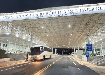 Buses turísticos ya utilizan el Puente de la Integración