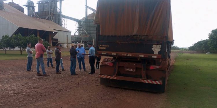 Perdió la vida un camionero tras sufrir infarto mientras trabajaba en un silo
