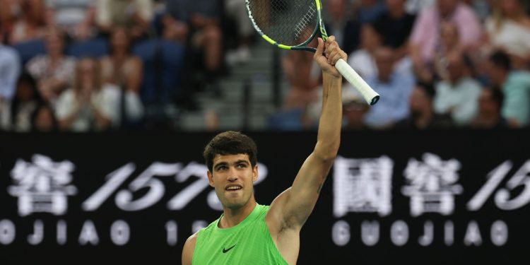 Un Alcaraz épico gana un partido dramático a Zverev y jugará su primera final en Australia