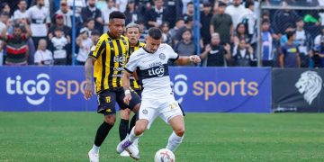 Expectativa por Olimpia vs Guaraní en el Defensores