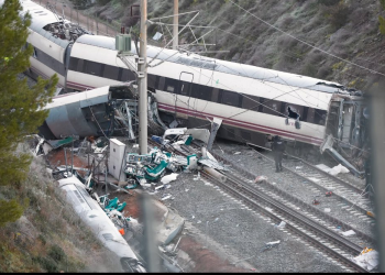 Asciende a 42 el número de víctimas mortales tras accidente ferroviario en España