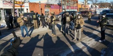 Hombre muerto en Mineápolis a manos de agentes de inmigración era enfermero en la UCI