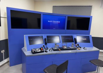 Escuela Náutica de la Armada recibe moderno simulador de navegación y maniobras
