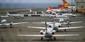 Tras una orden de Trump, Venezuela vuelve a abrir su espacio aéreo