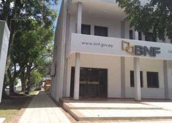 Cajera que habría estafado al BNF por más de G. 3.400 millones afrontará juicio