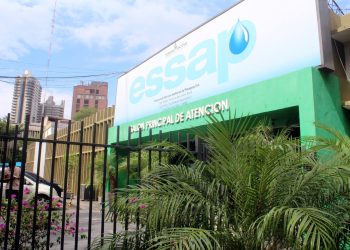 El Directorio y la Presidencia de ESSAP anuncian reducción de sus salarios