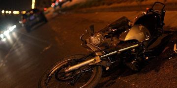 Motociclista fallece tras violento choque contra un camión en Itá