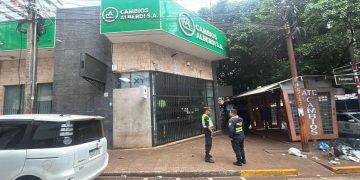 Violento asalto a casa de cambios en el microcentro de Ciudad del Este