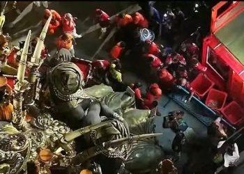 Carroza perdió el control, aplastó a tres personas y dejó un herido grave