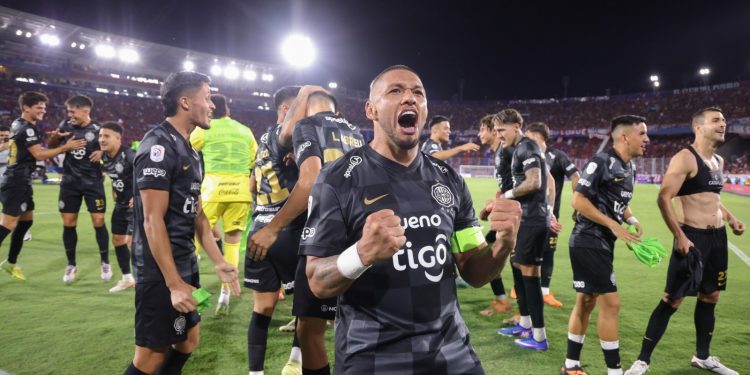 Olimpia consolida paternidad sobre Cerro en la Nueva Olla