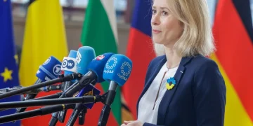 España propone que la UE levante sanciones a Delcy Rodríguez