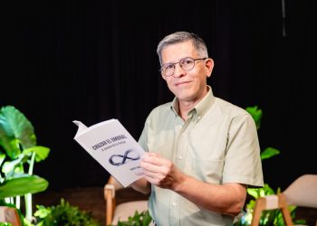 Ensayo reflexiona sobre la condición efímera de la vida