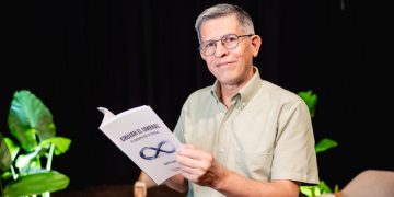 Ensayo reflexiona sobre la condición efímera de la vida