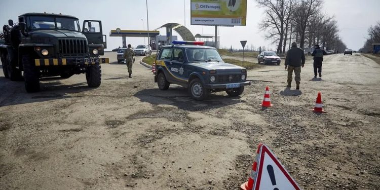 Detienen a exministro ucraniano de Energía cuando trataba de huir del país