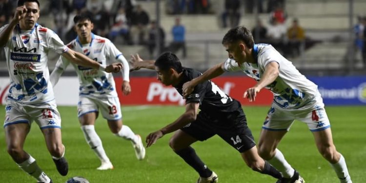 Nacional y Olimpia cierran la fecha peleando por la punta