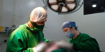 Hospital Regional de Concepción realiza cirugía maxilofacial a joven accidentado en motocarro