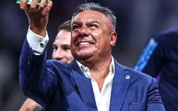 El presidente de la AFA, Claudio «el chiqui» Tapia, con prohibición de salida de la Argentina