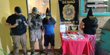 Incautan más de 90 dosis de droga y detienen a dos personas