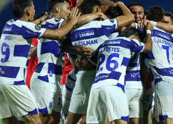 Histórico estreno victorioso para 2 de Mayo en la Libertadores 2026