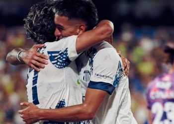 Ronaldo Martínez le dio el gol del triunfo a la T en el Gigante de Arroyito