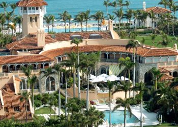 Abaten a joven en EE.UU que intentó ingresar a la residencia de Trump