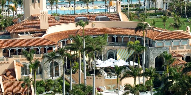 Abaten a joven en EE.UU que intentó ingresar a la residencia de Trump