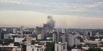 Cortocircuito habría causado incendio en edificio del barrio Las Perlas