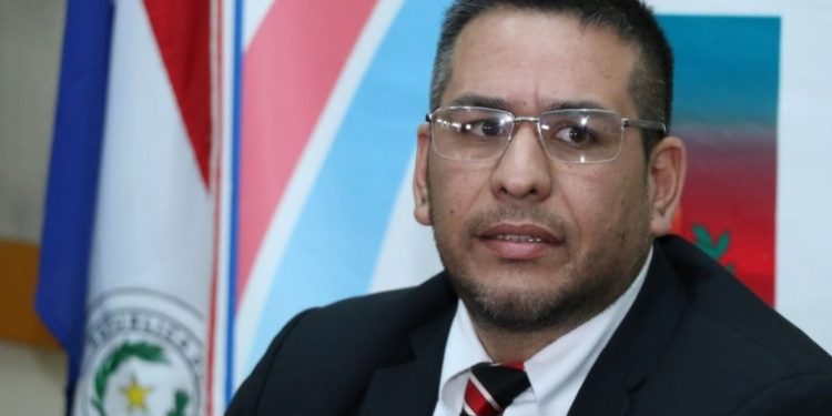 Abogado pide investigación penal contra titular del MAG por presunto enriquecimiento ilícito