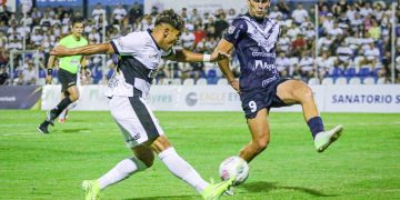 Olimpia visita a su sombra negra en medio de un gran momento