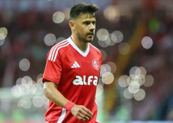 Deté de Huracán sobre Óscar Romero: «Él me llamó, tenía muchas ganas de venir»