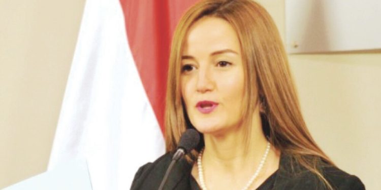 Equipo de Soledad Núñez preparado para encuesta de mañana