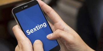 Aumentan denuncias por sextorsión y alertan sobre nueva modalidad