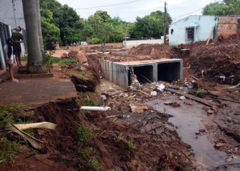 Hallan cuerpo en cauce hídrico y se intentará dilucidar si se trata de Tobías