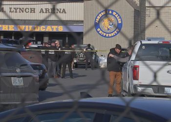 Tiroteo en partido de hockey juvenil deja tres muertos en Rhode Island