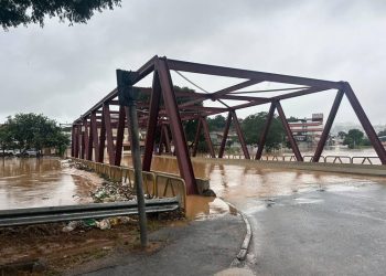 Fuertes lluvias dejan al menos una veintena de fallecidos en el sur de Brasil