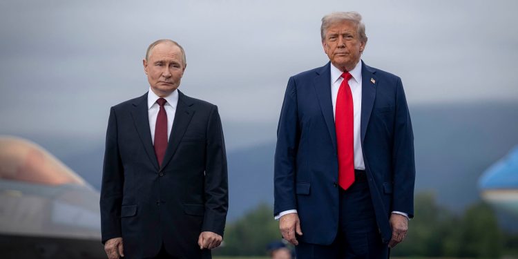 Rusia podría buscar el regreso al dólar en un posible acuerdo con Trump