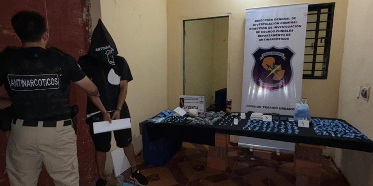 Detienen a presunto microtraficante con carga de droga valuada en unos Gs. 100 millones