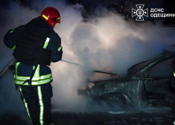 Ataques rusos dejan al menos tres muertos en Kharkiv y Odesa