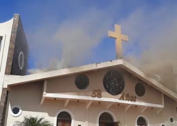 Se registra un incendio en la Catedral de Ciudad del Este