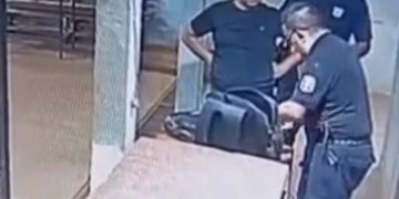 Aprehendieron a un agente penitenciario con lo que sería cocaína en penal de CDE