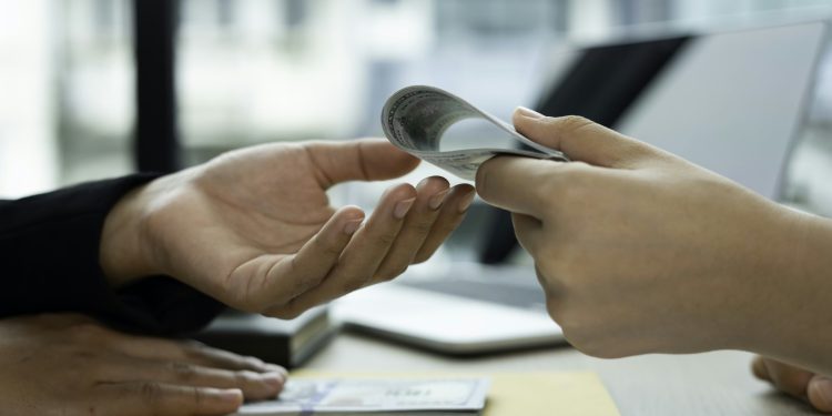 El Factoring como opción para seguir paliando la millonaria deuda estatal con proveedores